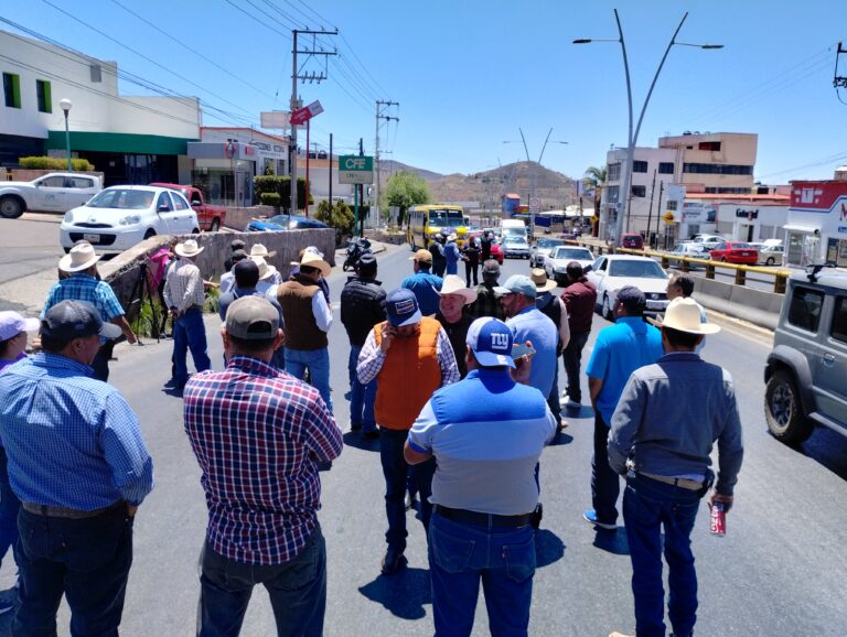 Truenan campesinos