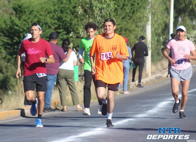Un éxito la carrera de la familia IEZ
