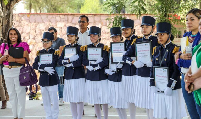 Reconocen a Colegio Villa de Guadalupe por tercer lugar en Concurso Nacional de Escoltas