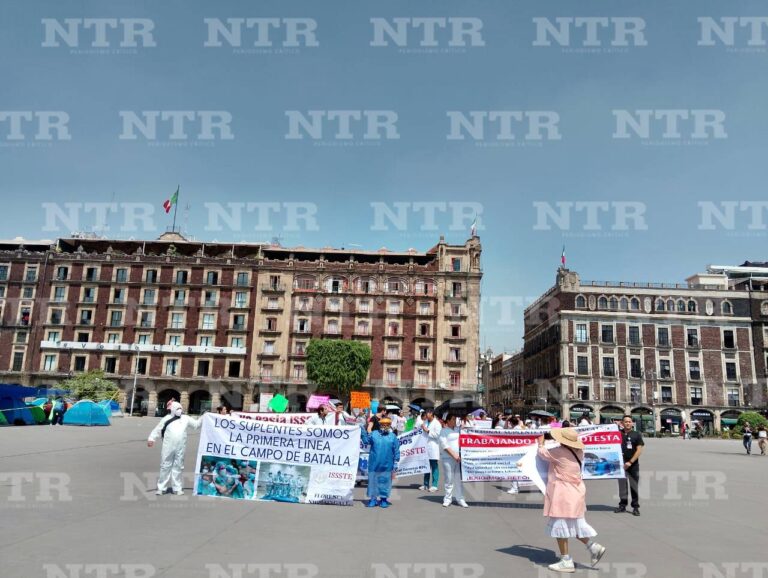 Protestan suplentes del ISSSTE en CDMX