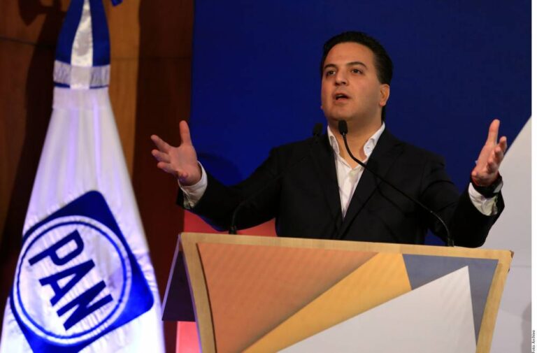 Aplauden reunión entre AMLO y Meade
