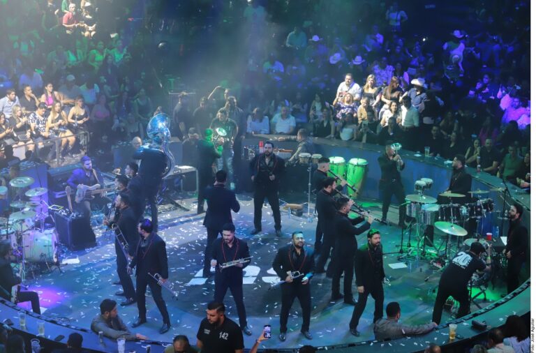 Comparte Banda MS legado musical y alborota a fans