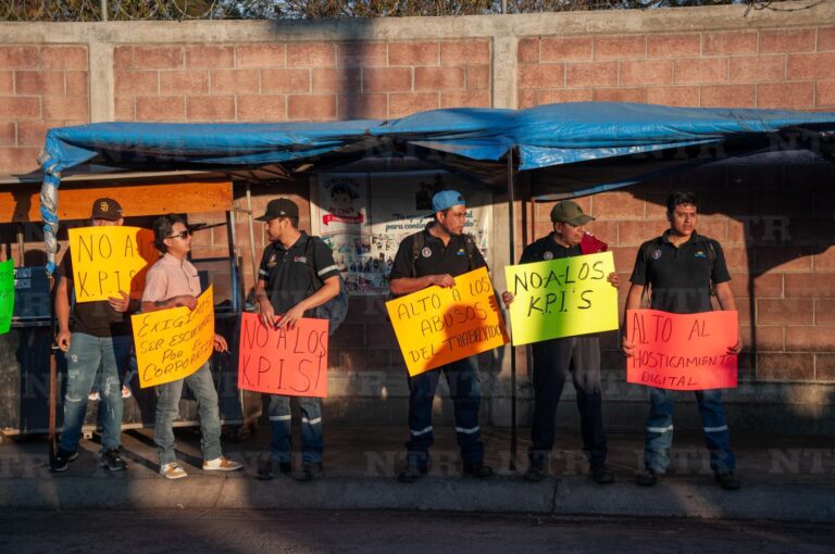 Exigen pago igualitario de bonos en cervecera