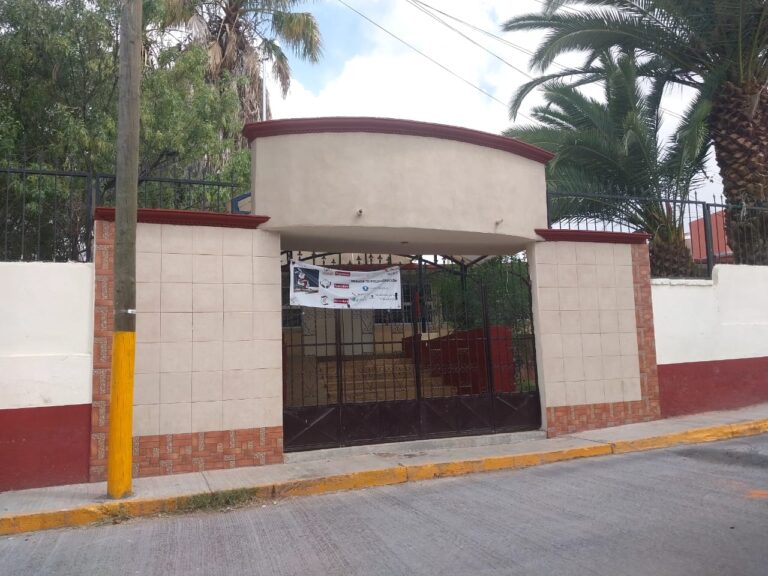 Reubican a director acusado de acoso