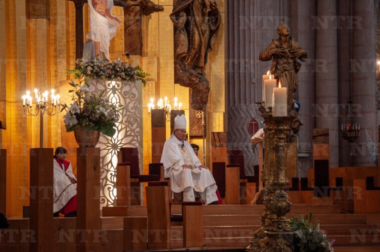 Evangelizar, tarea complicada para la Iglesia