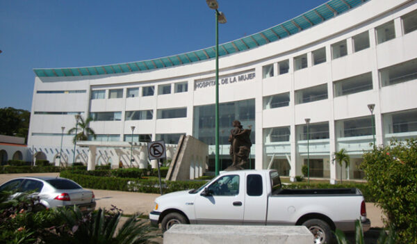 Investiga CNDH caso de menor que abortó en baño de hospital en Tabasco
