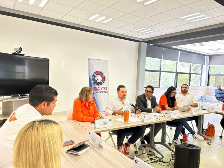 Propone Juan Del Real proyectos para economía e infraestructura