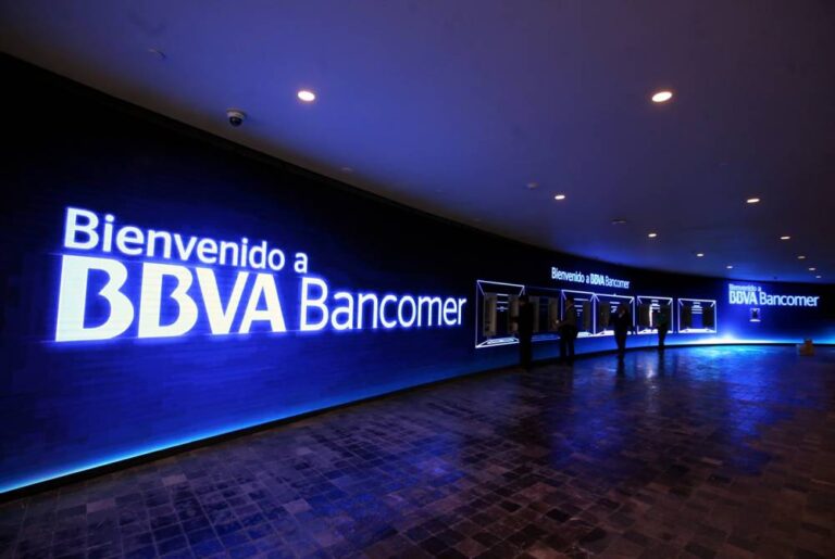 Reportan fallas en app de Bancomer