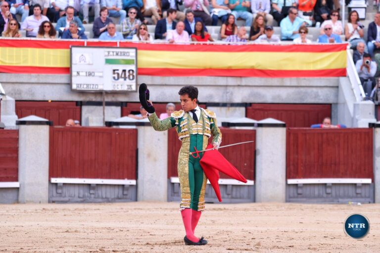 ROMÁN, con mayúsculas