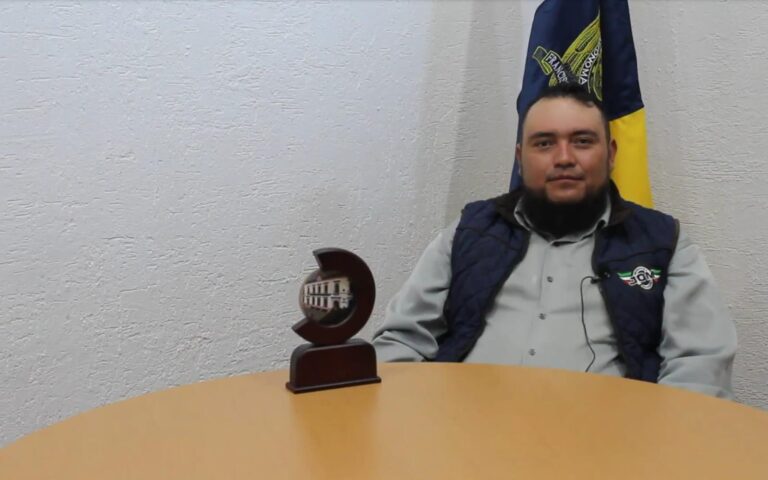 Se titula el primer egresado del Doctorado en LUMAT