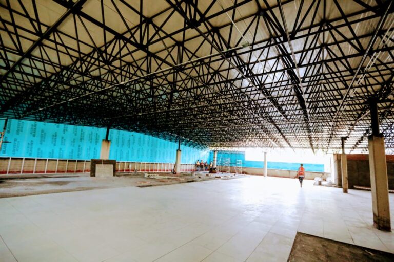 Supervisan construcción de auditorio y sanitarios de UA de Veterinaria y Zootecnia