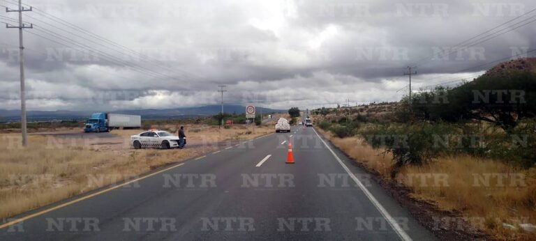 Quinta rueda se sale del camino en la federal 45