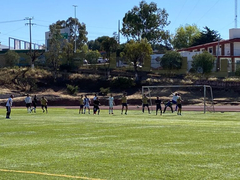 Fútbol, aliado para la salud física y mental
