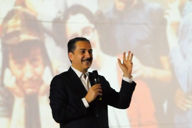 Se presenta Jorge Zarza en El Mineral