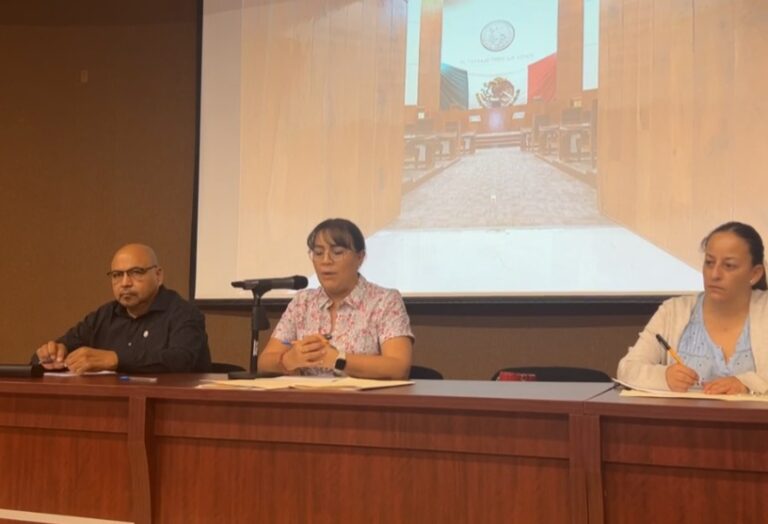 Diputados sesionan en el Cozcyt