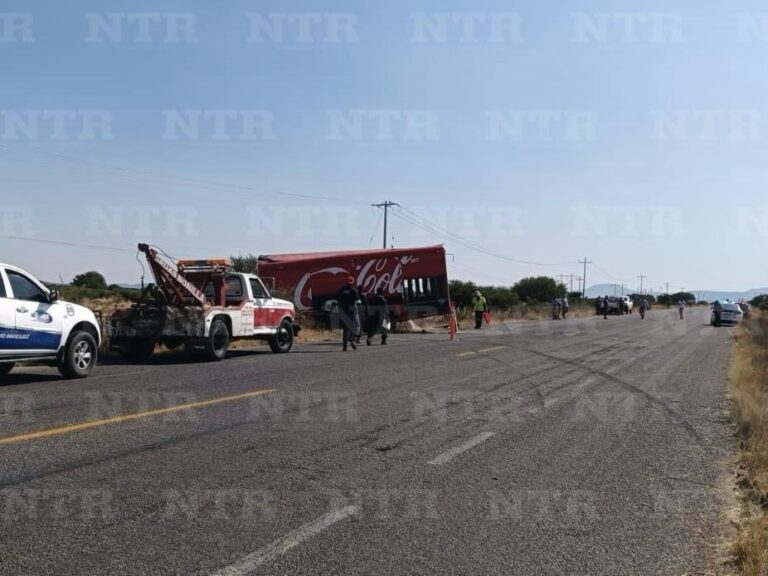 Deja accidente sobre carretera federal 44 un muerto y dos heridos
