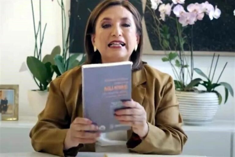 Envía Xóchitl ‘manual para violentador’ a AMLO
