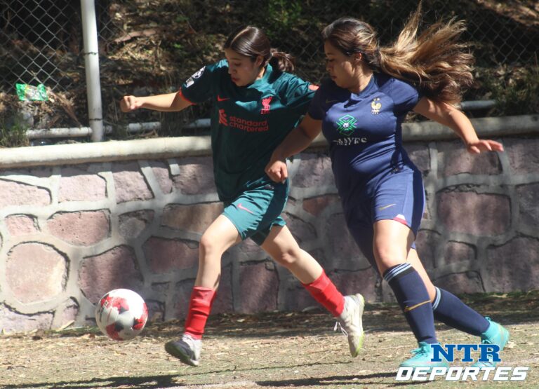 Jerez Mayes avanza sin problema