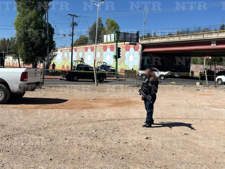 Matan a dos y agreden a PEP; se desata persecución