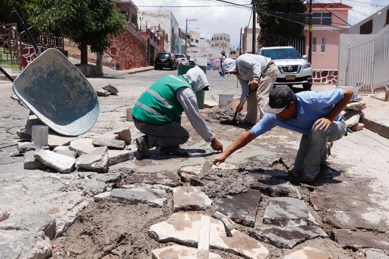 Pide CMIC piso parejo en obras