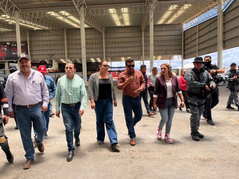 Recorren instalaciones de la Fenafre