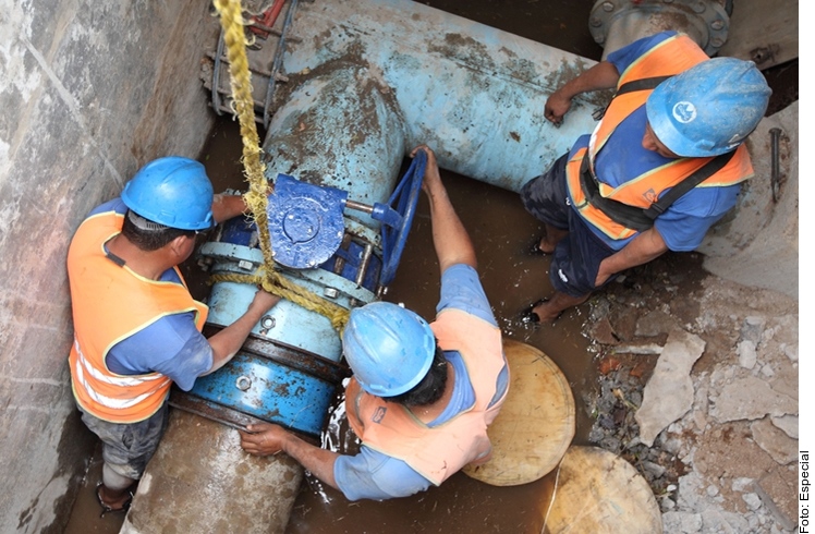 Rehabilitan línea de conducción en Trancoso