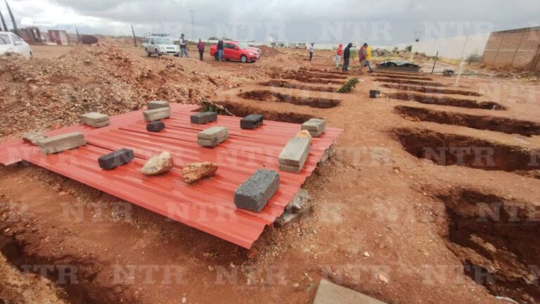 Se inundan tumbas en Fresnillo