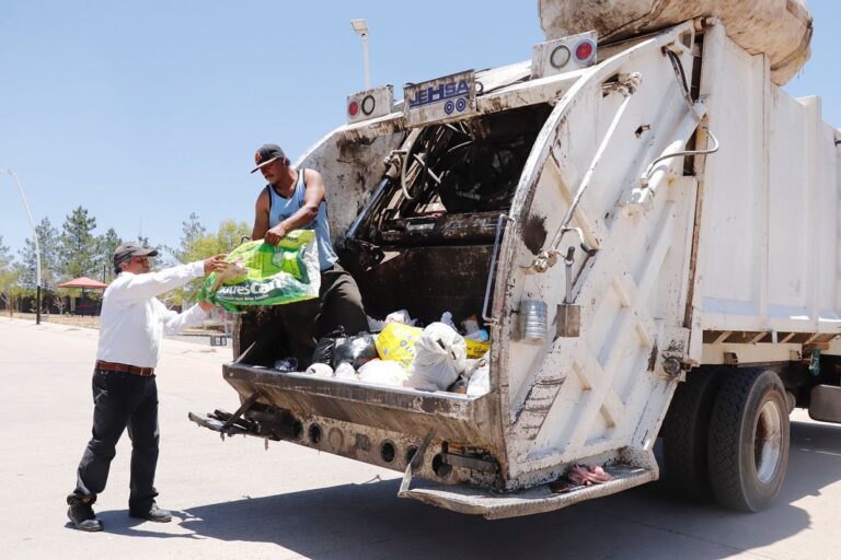 Un muladar, Lomas de San Fernando