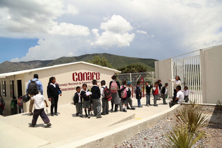 Al Conafe, cuatro primarias por la falta de alumnos