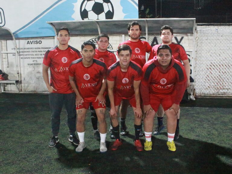 El campeón gana en el Uruguayo