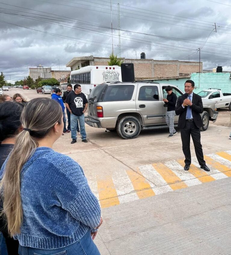 Inauguran calle en El Salto, Fresnillo