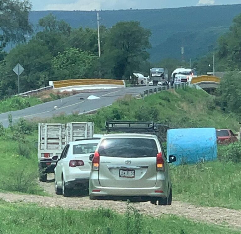 Mujer pierde la vida tras ser atropellada sobre puente de Momax