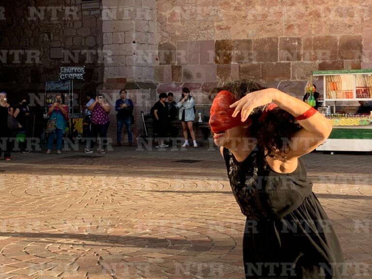 Se manifiesta MFZ contra impunidad de 8M