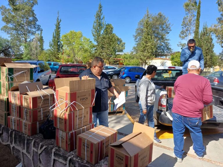 Reabren secundaria en comunidad desplazada de Jerez
