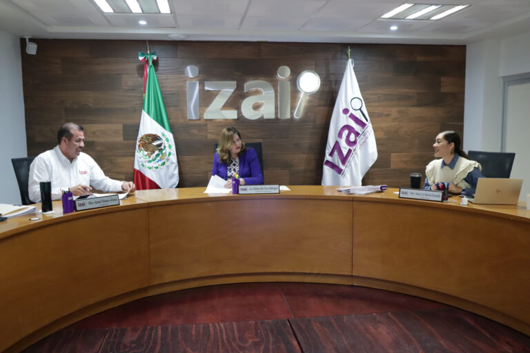 Error garrafal, desaparecer autónomos: Transparencia
