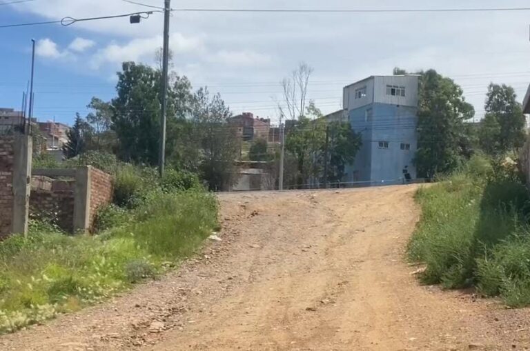 Se quejan de vecino descuidado en la España