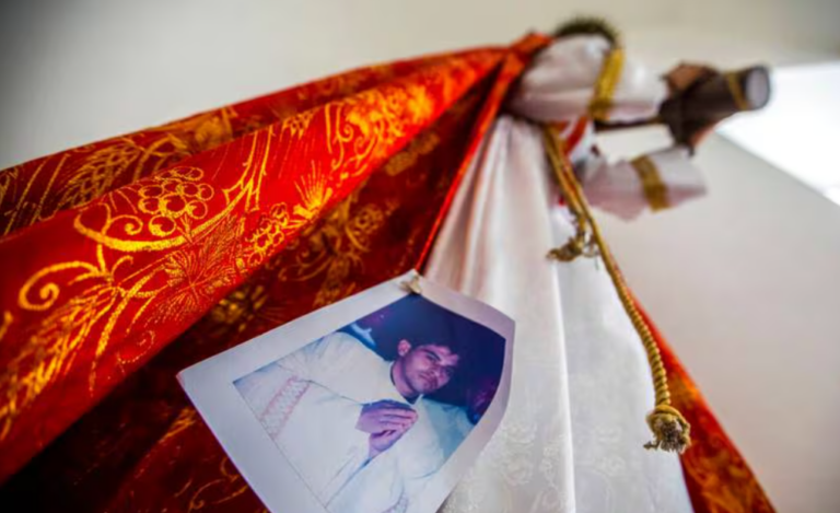 Expulsa Nicaragua al Vaticano a 7 sacerdotes
