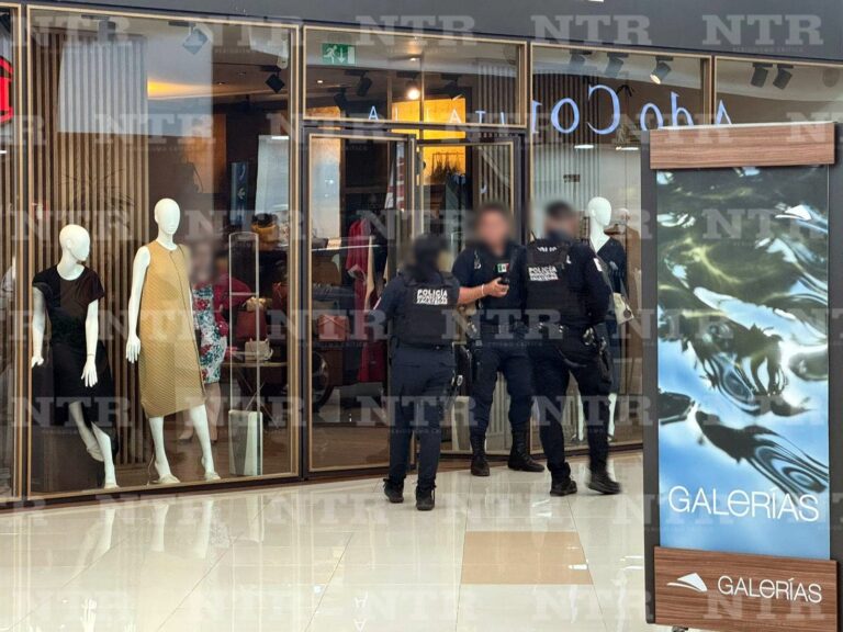 Asaltan a empleada de tienda en Plaza Galerías