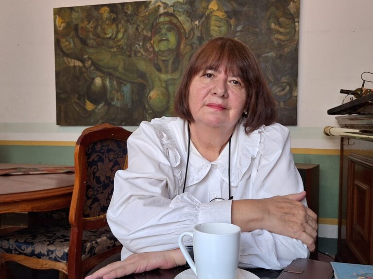 Inesperado, homenaje de la Fenaliz: Esther Cárdenas