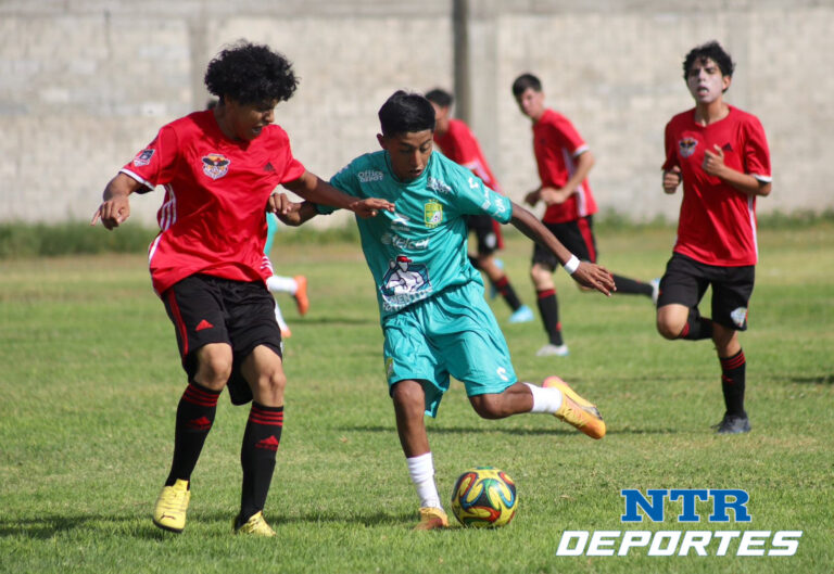 León debuta con empate en su casa
