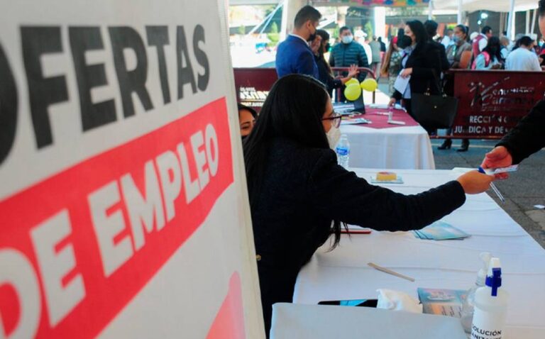 Pierde el Teúl más de 1 mil empleos en un mes