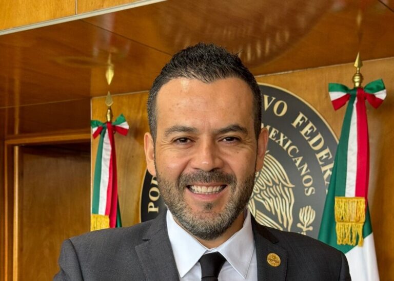 PIE: Ulises Mejía Haro, diputado federal electo.  FOTO: CORTESÍA