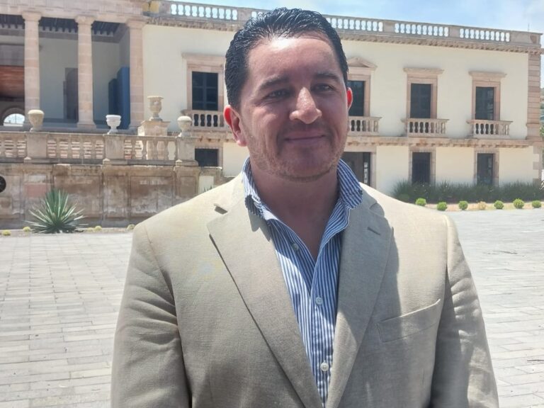 Revisarán entrega de bases en alcaldía