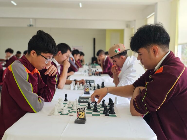 Realiza Cecytez torneo estatal de ajedrez