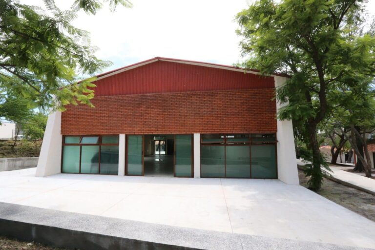 Supervisan avances de Casa del Bienestar en Apozol
