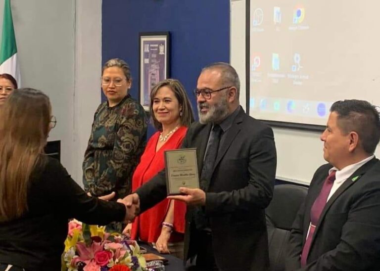 Toman protesta al nuevo Consejo directivo del Colegio de QFB de Zacatecas
