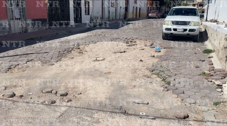 Acusan a minera de dañar calles