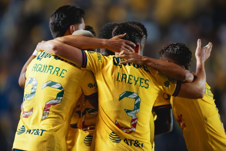 América despierta y se lleva el Clásico Nacional ante Chivas