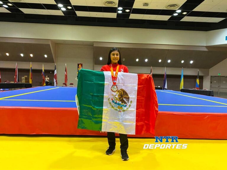 Atenas Vázquez se baña de plata