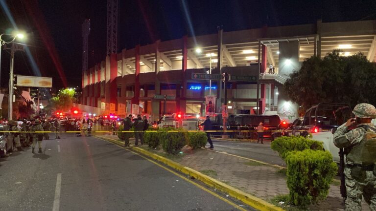 Deja explosión seis heridos